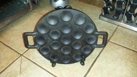 cast iron skillet_resize.jpg