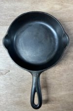 Griswold #2 Skillet.jpg