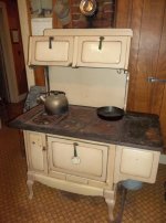Clyde's town property,,& new wood stove (5).jpg