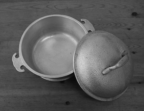 vintage Wagner Ware Magnalite cast aluminum pots, pans, dutch oven, griddle