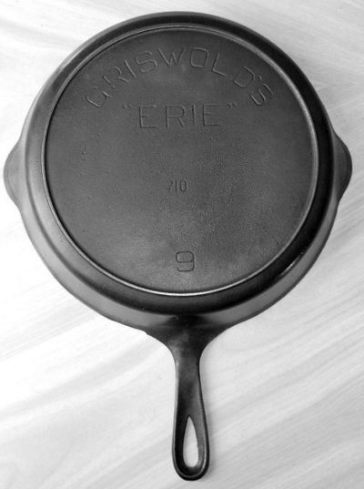 Unmarked Cast Iron Cookware Identification - The Cast Iron Collector:  Information for The Vintage Cookware Enthusiast