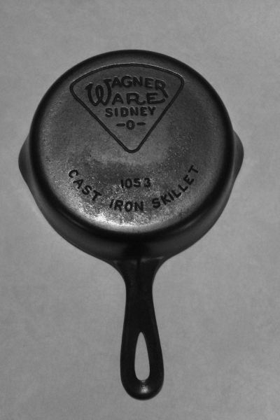Evolution of the Wagner Trademark - The Cast Iron Collector: Information  for The Vintage Cookware Enthusiast