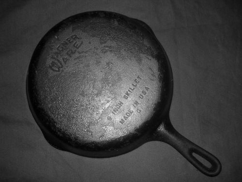 Unmarked Hammered Pattern Wagner 6-1/2 Cast Iron Skillet Restored Seasoned  NICE