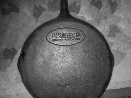 No. 9 IRONCLAD® SKILLET - John Wright