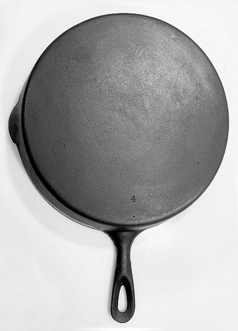 Footed Skillet, Number 8, 10 Inch Cast Iron Pan, Footed Pan With Lid,  Antique Iron Pan, Vintage Cast Iron, Antique Footed Cast Iron Pot 