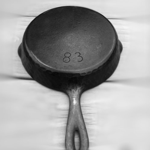Vintage Unmarked Lodge Square Cast Iron Skillet 9.5 – The Forge