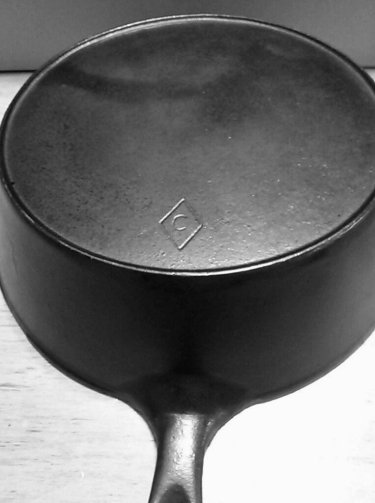 Cast Iron Rook! I can't get my cast iron as smooth and glossy looking as  some of you get thrift store cast iron pans! I attribute the smooth pan to  a well