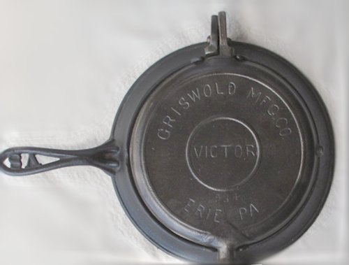 8 8&9 Cast Iron Low Base Waffle Iron w Finger Hinge NICE! 1880 1893 Patent Dates Antique Griswold The American No